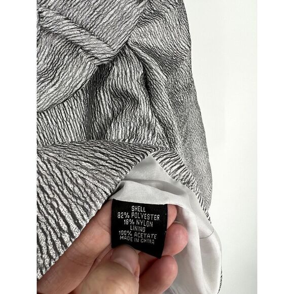 Adrianna Papell Evening Essentials Blazer Women Size 8 Metallic Silver Ruffle - Picture 4 of 5